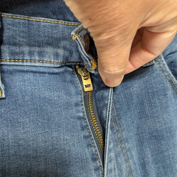 Levi's 502 Classic Blue Denim Jeans Size 36x34 - Picture 6 of 10
